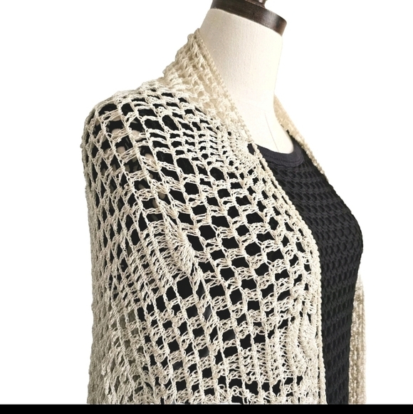 Handmade Unique Design Beige Ivory Fringe Neutral Crochet Wrap  Shawl,  One Size - Picture 5 of 6